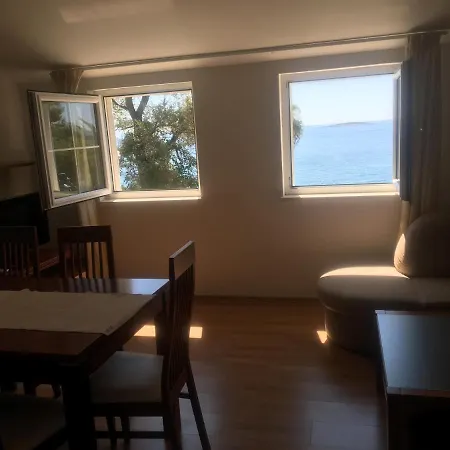 Apartment Apartman Sanja *